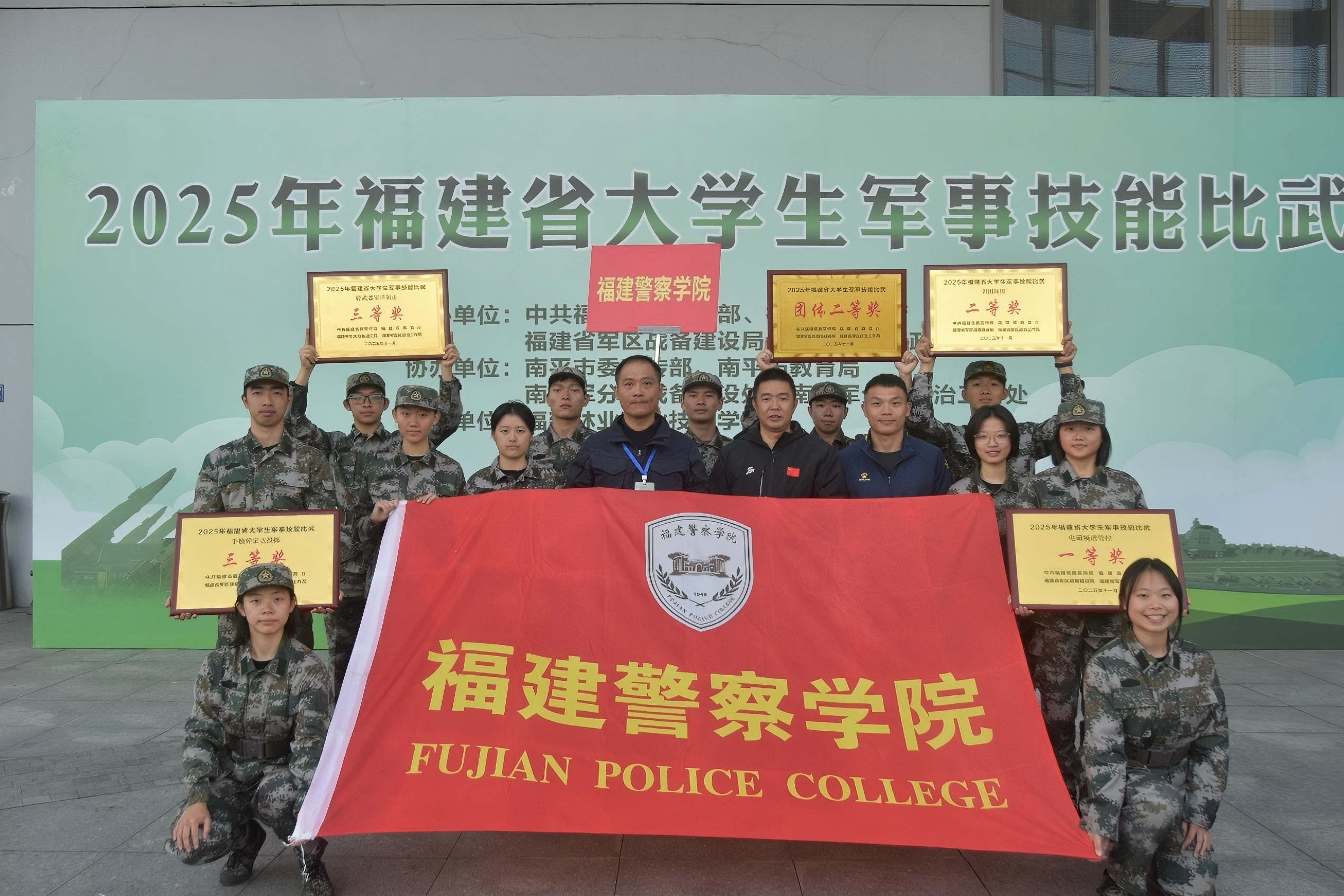 1765156344108332.jpg 0001.jpg