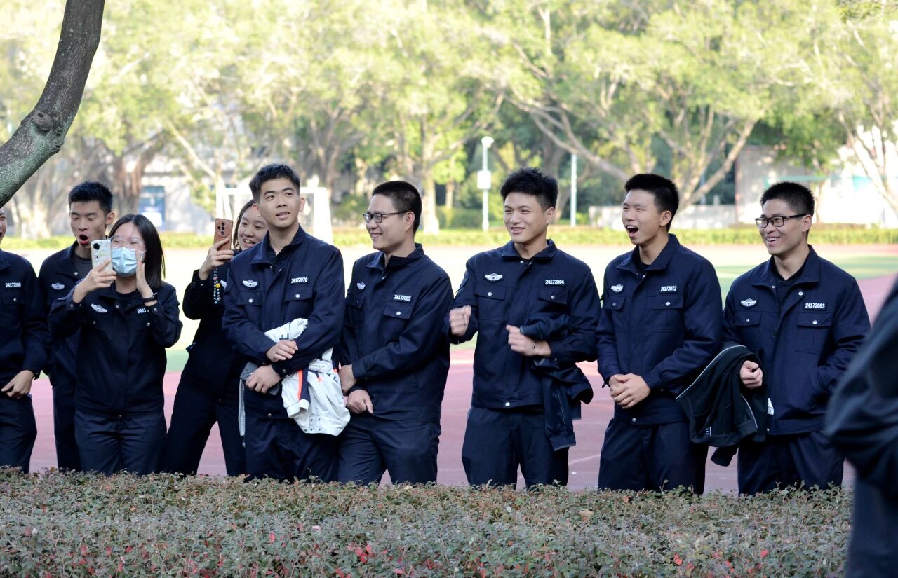 1765156887464011.jpg 23.jpg