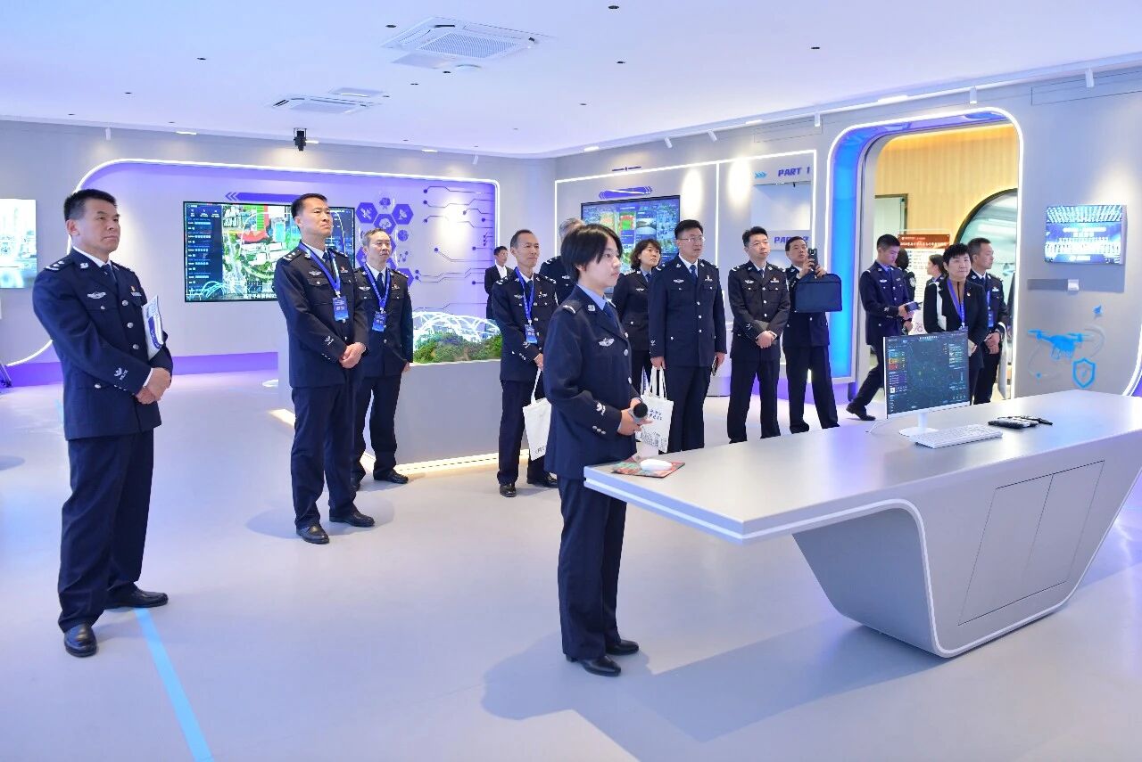 1765789579357077.jpg 05.jpg