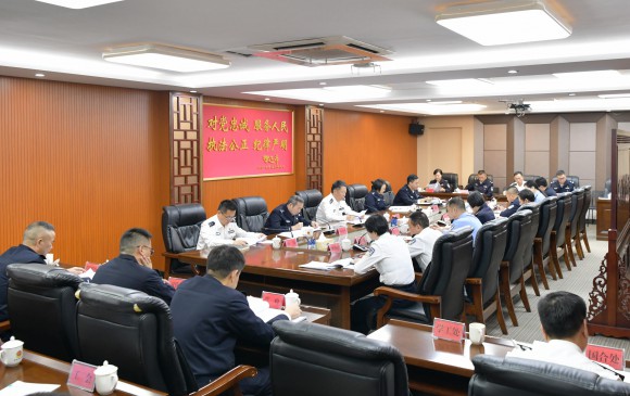 学院党委召开扩大会议暨理论学习中心组学习（扩大）会议