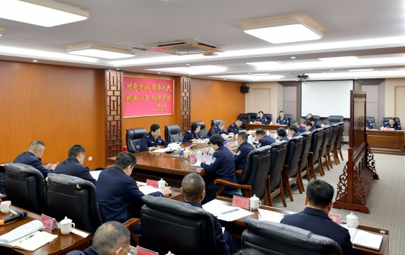 学院党委理论学习中心组专题学习习近平法治思想